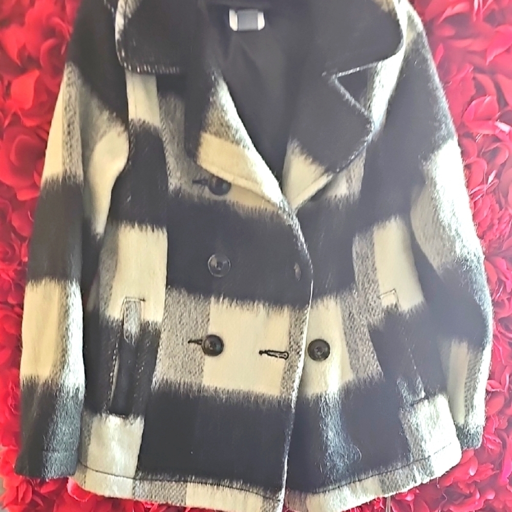 Old Navy Stylish Black and White Girl's Pea Coat Size Medium (8)
